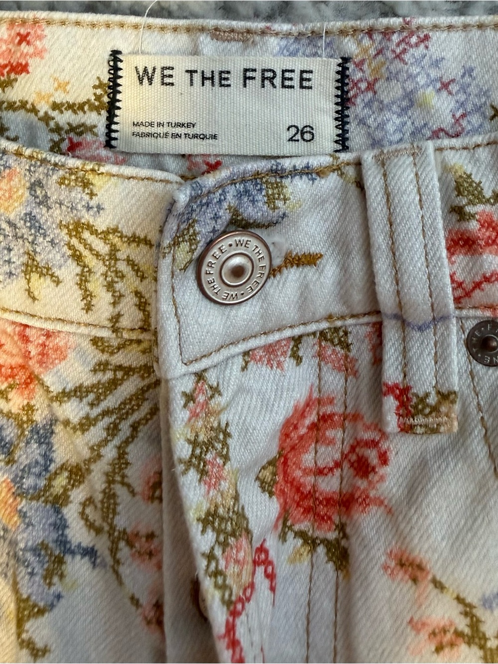 Free People We The Free Eden Slouch Jeans Cross Stitch Ivory Floral Size 26 - Picture 10 of 12